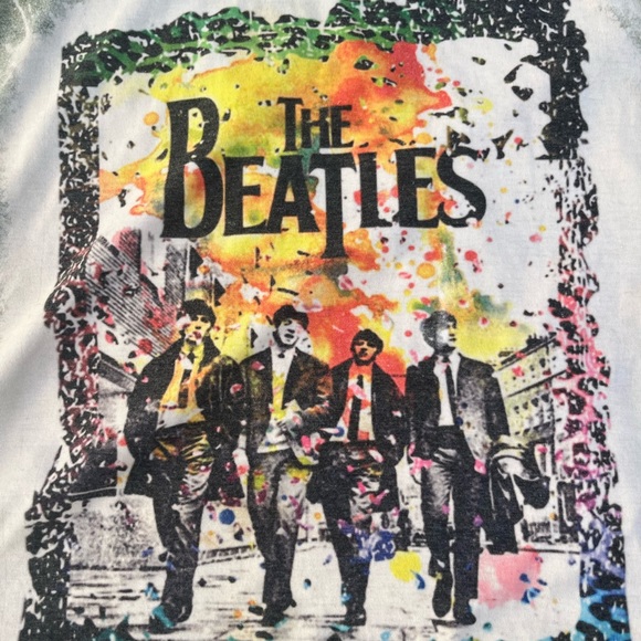 NWT never worn Beatles T - Picture 3 of 7